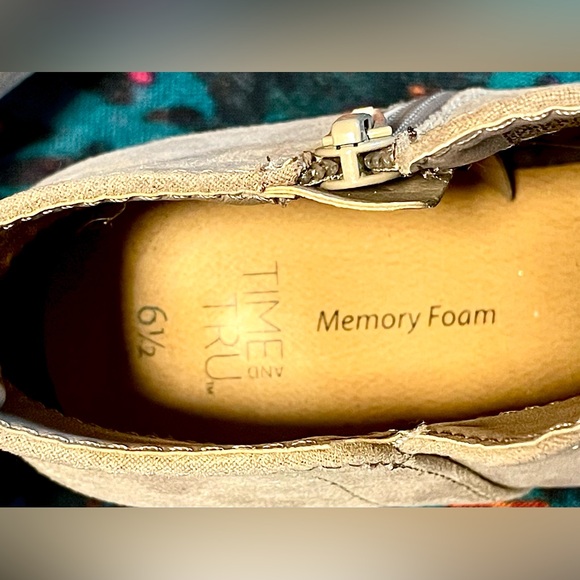 Time and Tru Taupe Faux Suede Ankle Boots | Women’s 6.5 - Picture 7 of 9